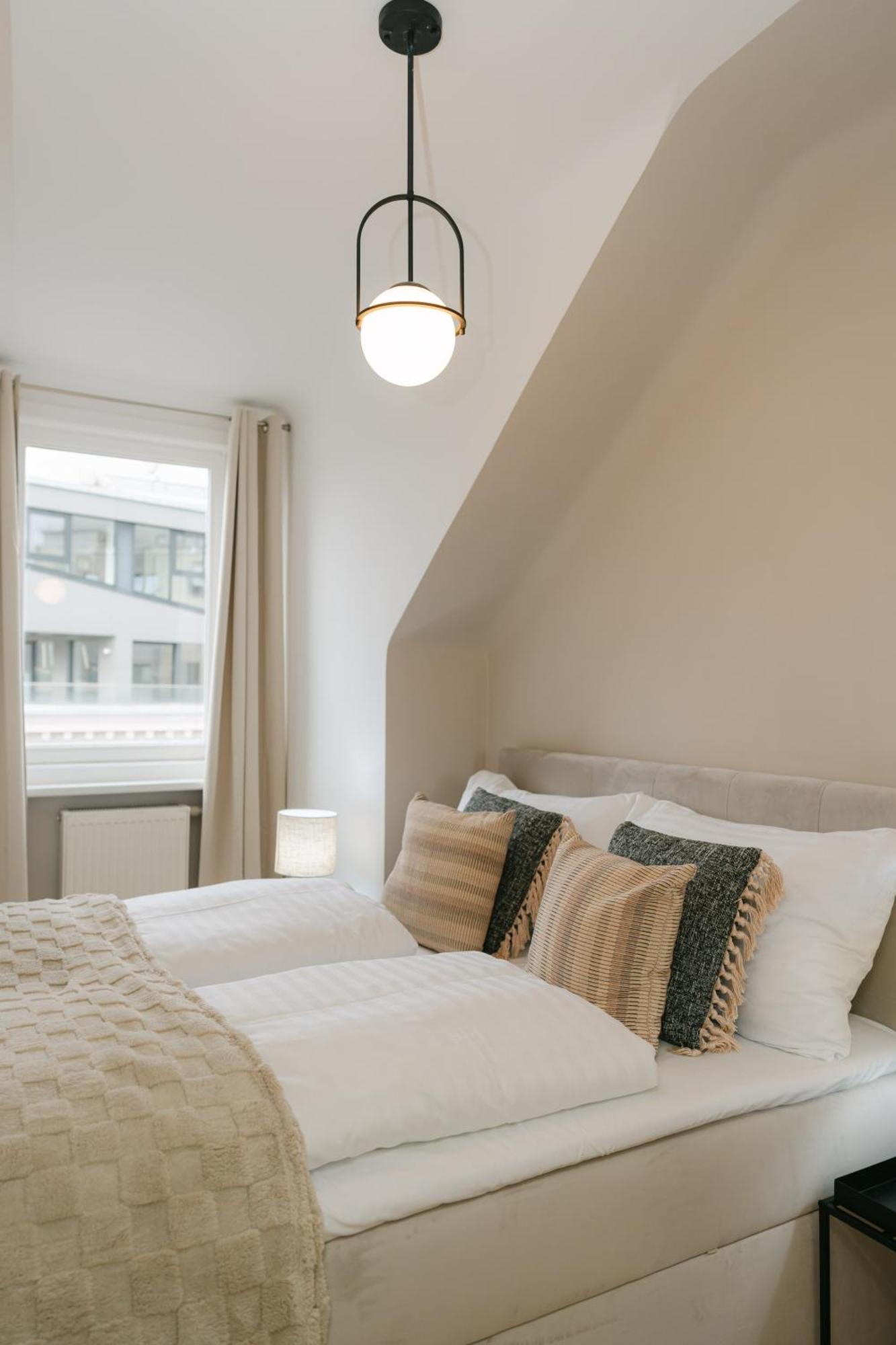Comfy For 4-6, 5 Min To Center, No Lift Currently Apartamento *