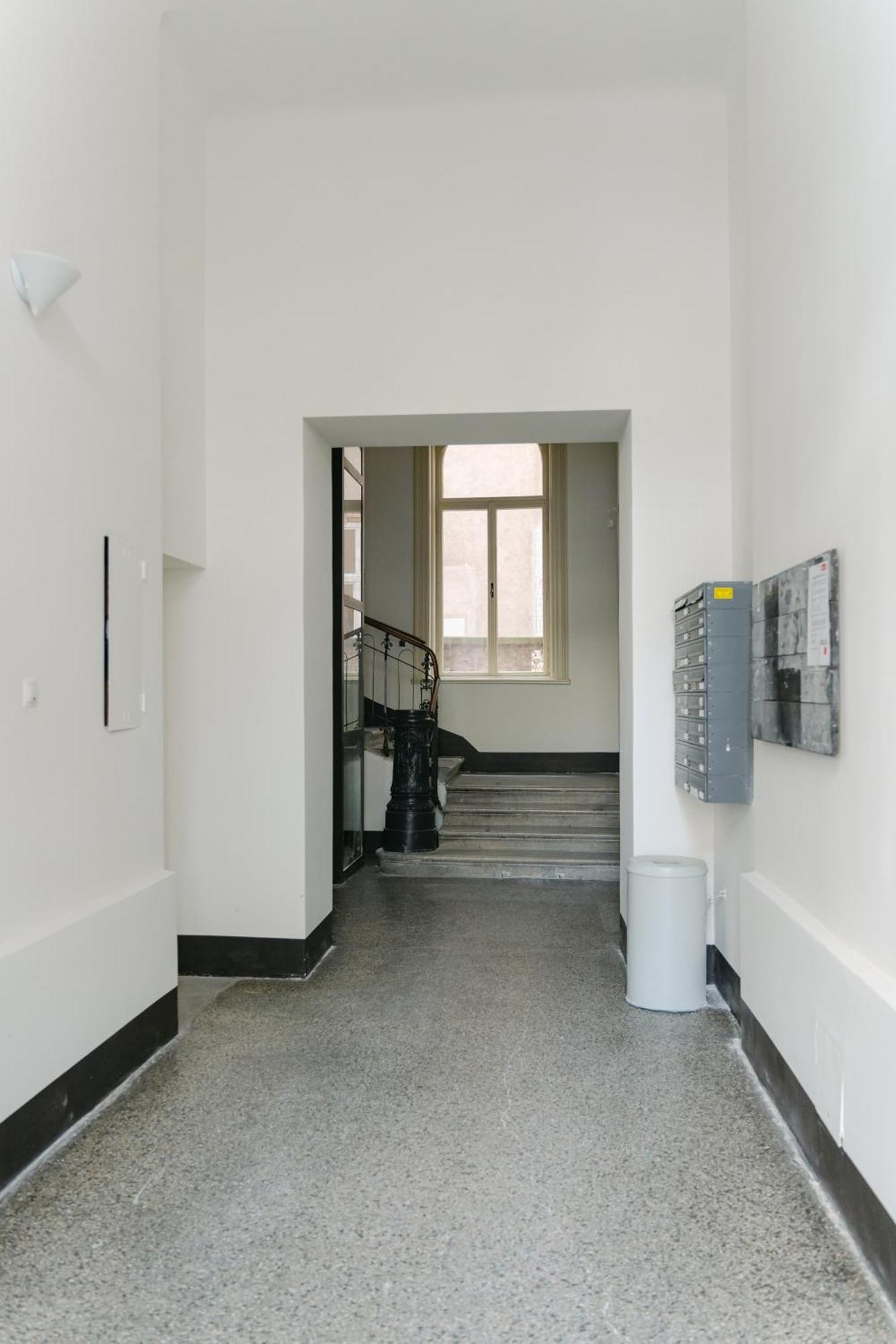 Comfy For 4-6, 5 Min To Center, No Lift Currently * Vienna